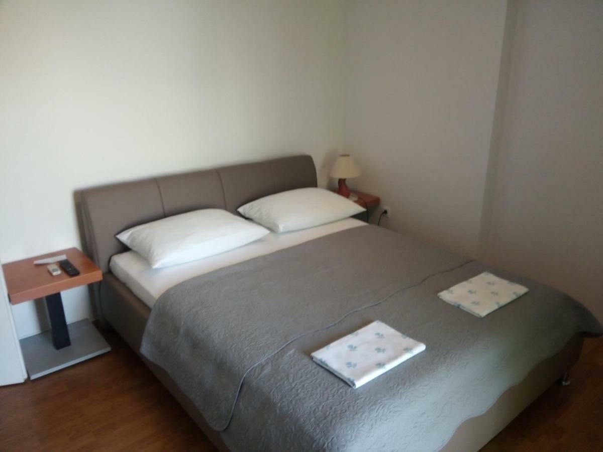 Apartments Bozito Нин Екстериор снимка